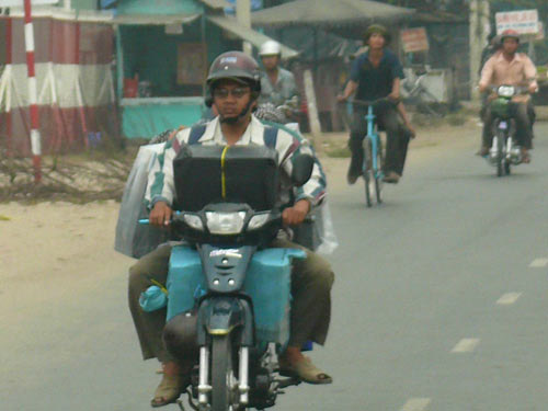Nan giải bài toán thuốc lá nhập lậu - 1