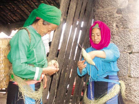"Cổ tích" của người Mông - 1