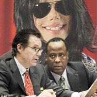 Bác sĩ riêng của Michael Jackson hầu tòa