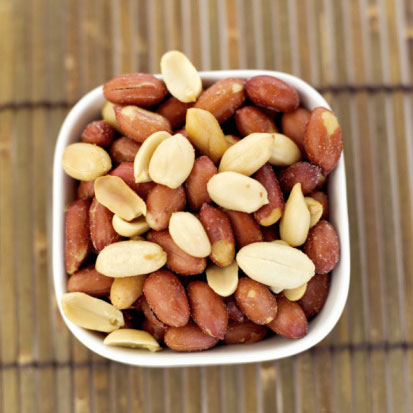 Bí quyết rang lạc muối giòn, ngon