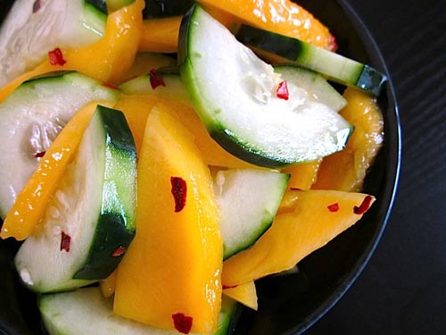 Salad xoài dưa leo: Chua, cay, mặn, ngọt - 6