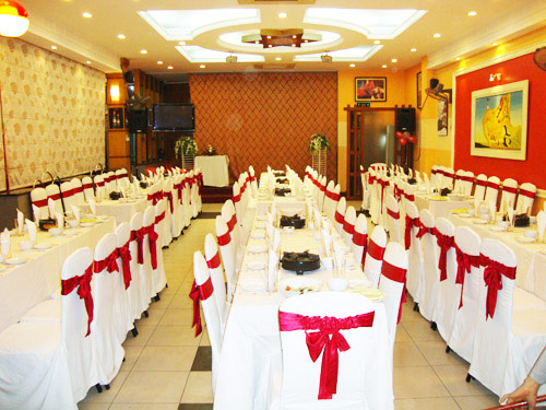 Tri ân 8/3 tại nhà hàng Venus, Nhà hàng Á - Âu, Ẩm thực, 