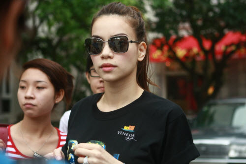 Sao Việt hưởng ứng Giờ Trái Đất, Ca nhạc - MTV, gio trai dat, gio trai dat 2011, tat den, tat dien, cat dien
