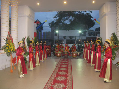 Queen Plaza – Nơi gặp gỡ của hạnh phúc, thành công, Nhà hàng Á - Âu, Ẩm thực, 