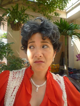 Xem Xuân Hinh giả gái trong hài tết 2012 - 3