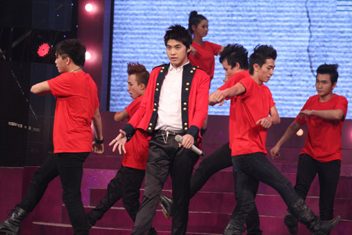 Thủy Tiên nhảy sung lộ hát nhép?, Ca nhạc - MTV, Thuy Tien, hat nhep, lo lieu, dinh chinh, tin don, ca si, zing music award, zma, tin tuc