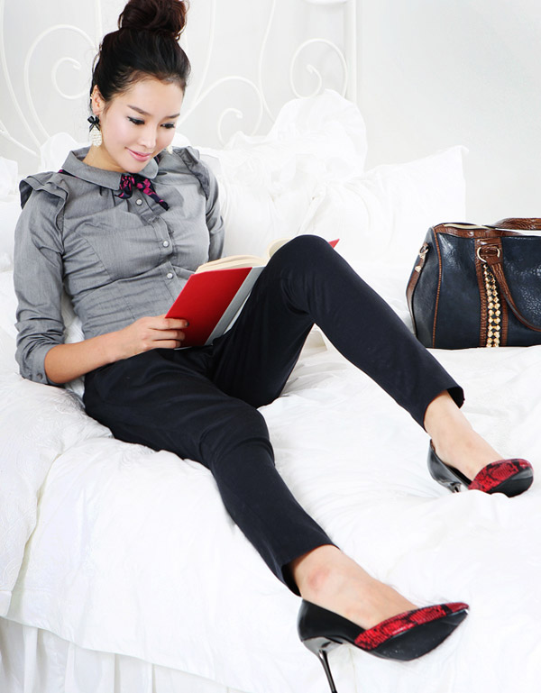 Đi tìm đôi giầy êm chân để tung tăng chơi Tết - 4