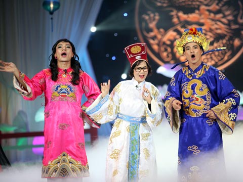 Các Táo rủ nhau "nhập đồng" - 24