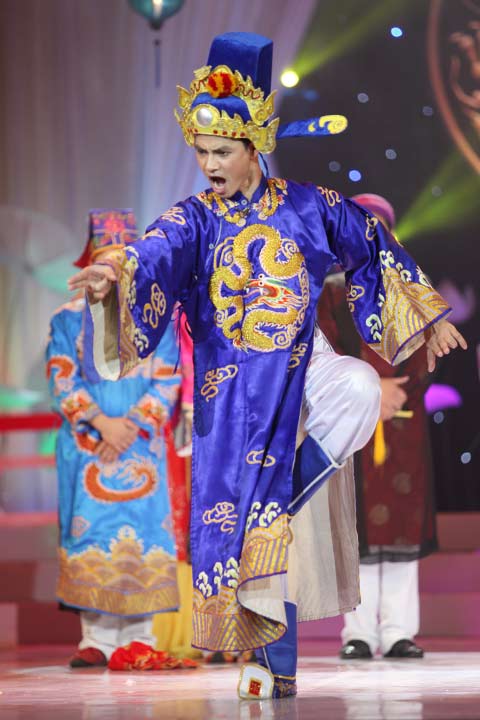 Các Táo rủ nhau "nhập đồng" - 19