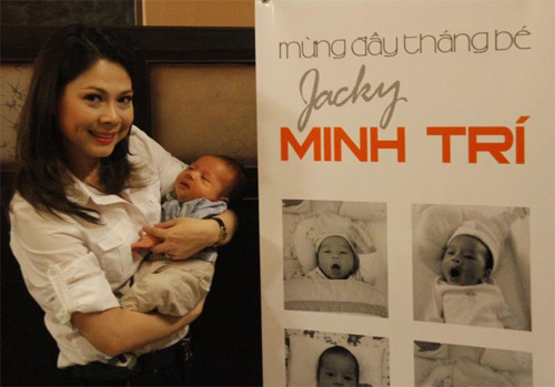 Quang Dũng nựng nịu con Thanh Thảo, Ca nhạc - MTV, Thanh Thao, Quang Dung, con nuoi, Jennifer Pham Jacky, Bao Nam, Minh Tri, ca si, tin tuc