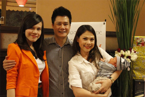 Quang Dũng nựng nịu con Thanh Thảo, Ca nhạc - MTV, Thanh Thao, Quang Dung, con nuoi, Jennifer Pham Jacky, Bao Nam, Minh Tri, ca si, tin tuc