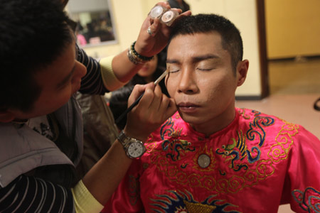 Những đoạn video Táo 2012 không lên sóng, Cười 24H, hai xuan 2012, hai tet 2012, tao quan 2012, bao, hoi quan 24h, video clip hai