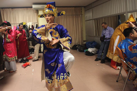 Những đoạn video Táo 2012 không lên sóng, Cười 24H, hai xuan 2012, hai tet 2012, tao quan 2012, bao, hoi quan 24h, video clip hai