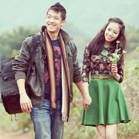Đôi tình nhân lãng mạn ở Mộc Châu