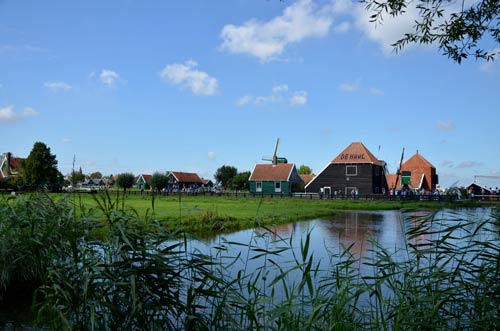 Cận cảnh làng cối xay gió Zaanse Schans ở Hà Lan - 6