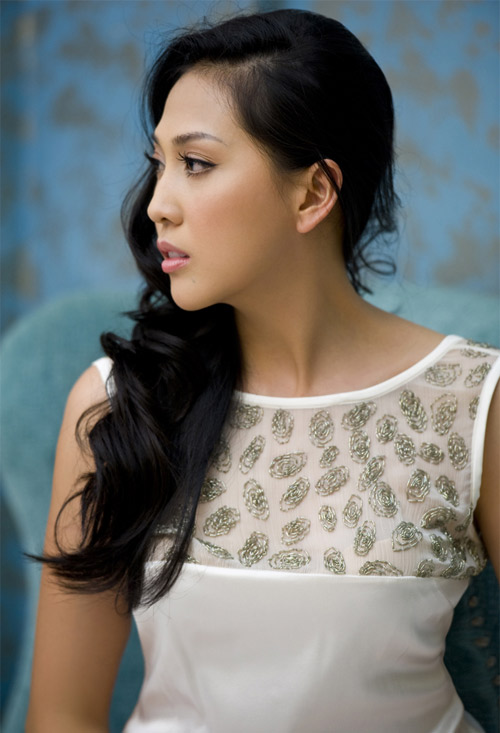 Hà Hồ bị Hương Hồ, Nguyên Thảo vượt mặt, Ca nhạc - MTV, Ho Ngoc Ha, My Tam, giai thuong, am nhac, cong hien, Ho Quynh Huong, Le Cat Trong Ly, Tung Duong