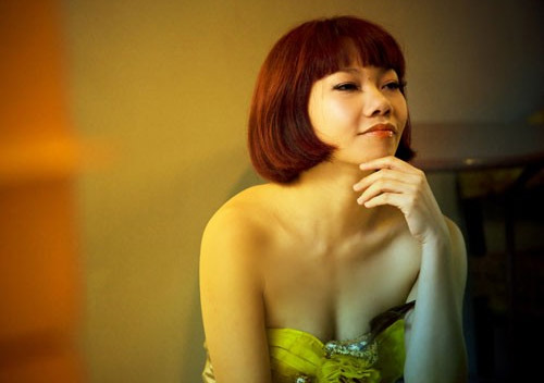 Hà Hồ bị Hương Hồ, Nguyên Thảo vượt mặt, Ca nhạc - MTV, Ho Ngoc Ha, My Tam, giai thuong, am nhac, cong hien, Ho Quynh Huong, Le Cat Trong Ly, Tung Duong