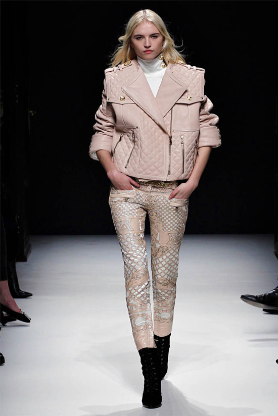 Paris FW: Nóng bỏng như cô gái Pháp, Thời trang, Balmain, Olivier Rousteing,Christophe Decarnin, maximalist, jacket, váy
