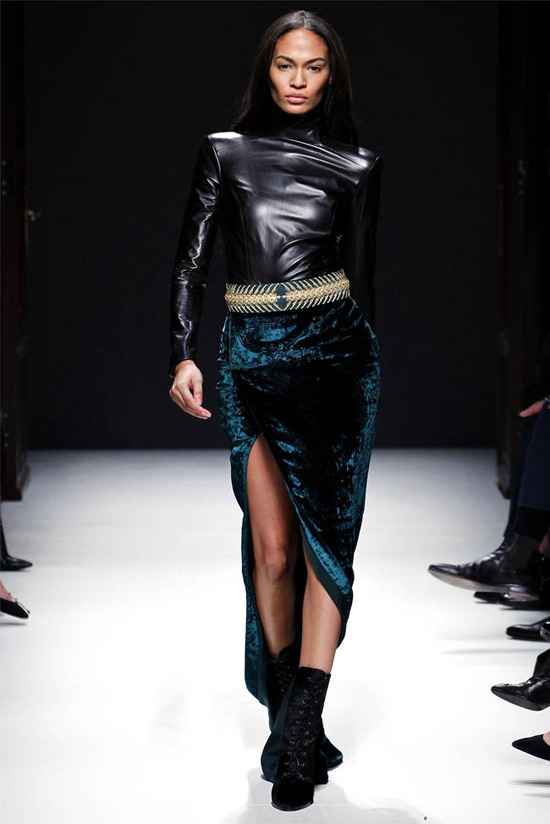 Paris FW: Nóng bỏng như cô gái Pháp, Thời trang, Balmain, Olivier Rousteing,Christophe Decarnin, maximalist, jacket, váy