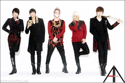 Nhóm nhạc nam lùn nhất K-Pop, Ca nhạc - MTV, nhom nhac nam lun nhat, nhom nhan nam kpop, chieu cao trung binh nhom nhac nam, super junior, big bang, cnblue, tvxq, b2st, ss501, 2pm, 2am, teen top, x5, boyband kpop, kpop, tin tuc