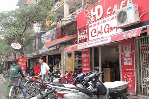 "Phố game online" nơm nớp nỗi lo xóa sổ, Công nghệ thông tin, Kinh doanh game online, pho game online, pho game online bi xoa xo, xoa xo pho game online,  game, game online, dai ly Internet, Internet, kinh doanh Internet, quan net, pho game, quan ly game