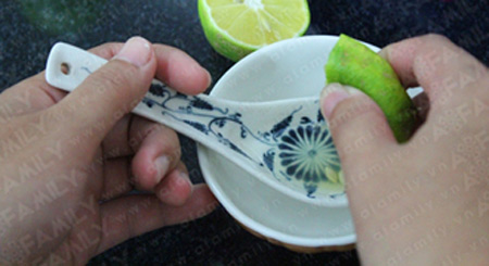 Hấp dẫn gà nấu sả, lá chanh - 5
