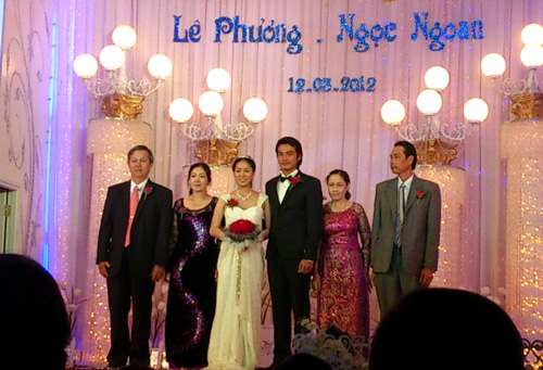 Cận cảnh đám cưới Quách Ngọc Ngoan - 6