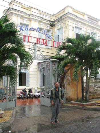 Con công tử Bạc Liêu nói về siêu đám cưới - 1