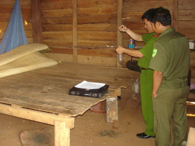 Kẻ làm thuê hiếp dâm chủ nhà giữa ban ngày - 1