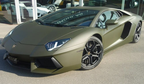 Màu ‘độc’ của Aventador LP700-4 - 1