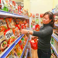 Siêu thị “hàng xách tay”