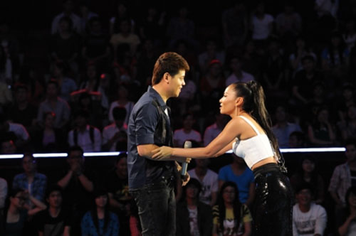 Thu Minh và chiêu hớt tay trên tại The Voice - 4
