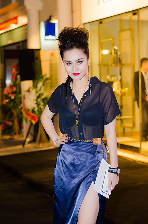 Vợ chồng Đan Lê gây chú ý - 11