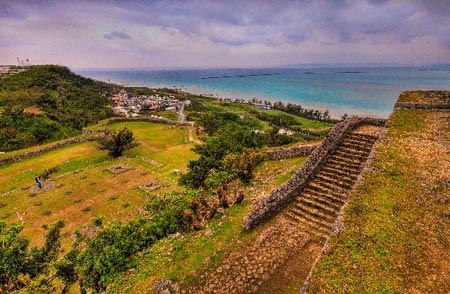 Thăm 5 lâu đài cổ kính ở Okinawa - 5