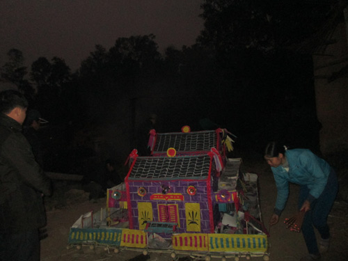 Độc đáo nhà “người âm” ở bản Nùng - 6