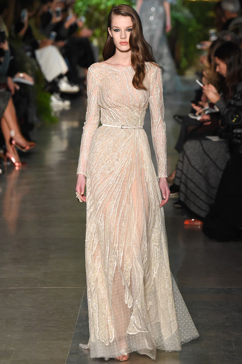 Mê đắm bước vào “thế giới đường cong” của Elie Saab - 16