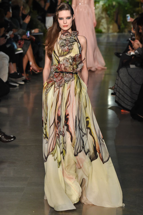 Mê đắm bước vào “thế giới đường cong” của Elie Saab - 10