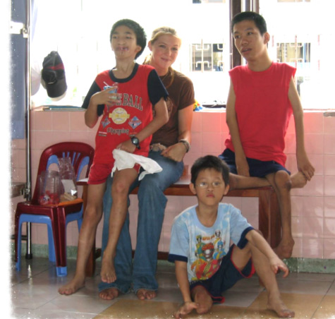 'Chàng trai Việt nhiễm chất độc da cam là anh hùng' - 1