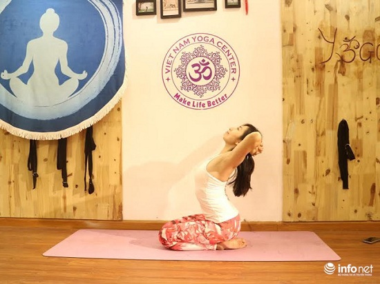 9 bài tập Yoga giúp giảm đau vai gáy cho dân văn phòng - 3