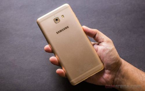 Đánh giá Samsung Galaxy C9 Pro: Cho ai mê màn hình lớn, pin “khủng” - 3