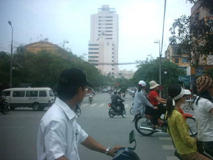 Phá án 'tình' và tin nhắn khủng bố sếp, Tin tức trong ngày, Thám tử,nhân viên,khó khăn,khủng bố,tin nhắn