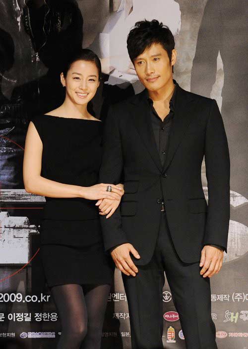 Lee Byung Hun&Kim Tae Hee quay lại phim IRIS 2?, Phim, phim Iris 2, Lee Byung Hun, Kim Tae Hee, Athena, Iris 1, Taewon Entertainment, đàm phán, tháng 10, Nhật Bản