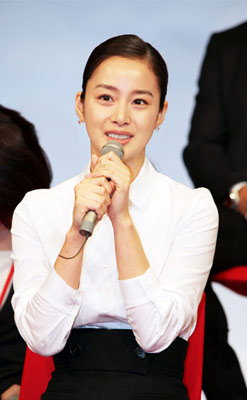 Lee Byung Hun&Kim Tae Hee quay lại phim IRIS 2?, Phim, phim Iris 2, Lee Byung Hun, Kim Tae Hee, Athena, Iris 1, Taewon Entertainment, đàm phán, tháng 10, Nhật Bản