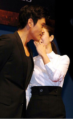 Lee Byung Hun&Kim Tae Hee quay lại phim IRIS 2?, Phim, phim Iris 2, Lee Byung Hun, Kim Tae Hee, Athena, Iris 1, Taewon Entertainment, đàm phán, tháng 10, Nhật Bản