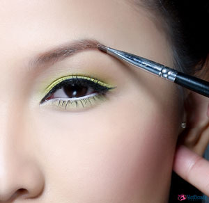 Mẹo trang điểm cho người có khuôn mặt dài - 2
