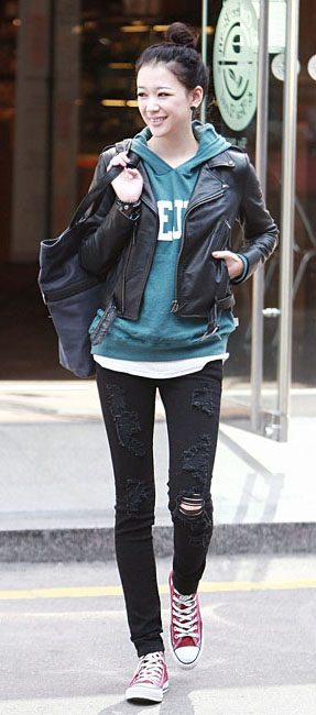 Tư vấn thời trang: Mặc jean... rách đến công sở, nên chăng?, Thời trang, jean, jean rách, jean mài, jean loang, jean công sở