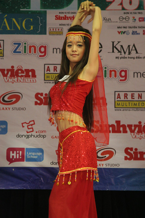 Ấn tượng năng khiếu của các thí sinh Facelook 2011, Bạn trẻ - Cuộc sống, Facelook 2011, guong mat sinh vien, hoa khoi sinh vien, sinh vien viet nam, gioi tre