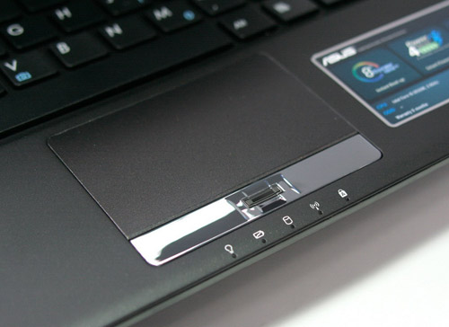 Asus U36S – Laptop siêu mỏng chạy Sandy Bridge - 2