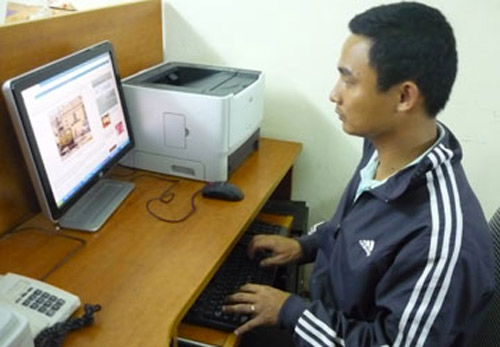 Trùm lừa bán sim số đẹp giá "bèo" trên mạng bị tóm - 2