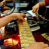 Lãi vàng về mốc 0%, gửi vàng lấy vui !